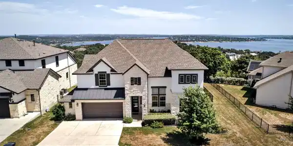 2400 Sunset Vista CIR
