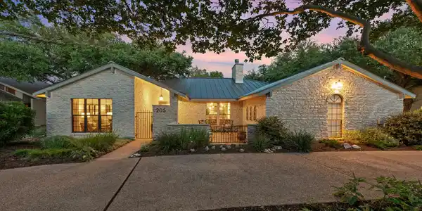 205 Copperleaf RD