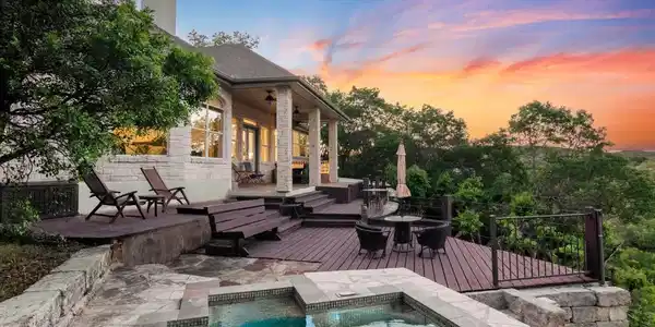 18408 West Rim DR