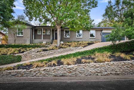 3415 Shinoak DR