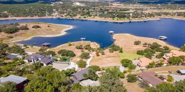 19833 Lakehurst LOOP