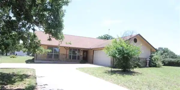 7406 Ranch Road 261