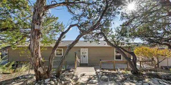 28609 Paradise Manor DR