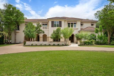 3407 Woodcutters WAY