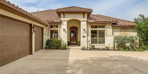 17400 Northlake Hills DR