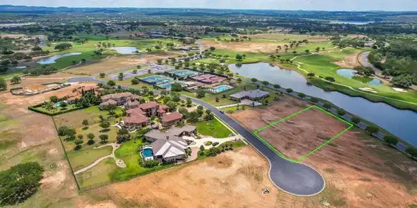 25633 Kahala Sunset CT