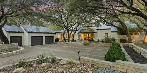 27033 Masters PKWY