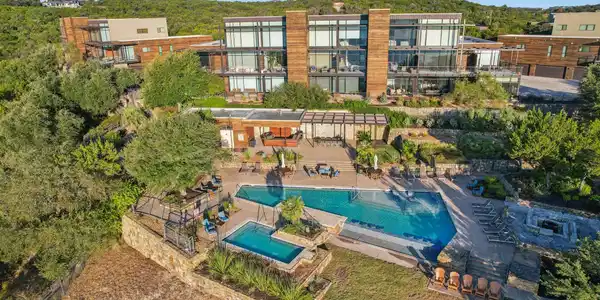 1101 Ivean Pearson RD