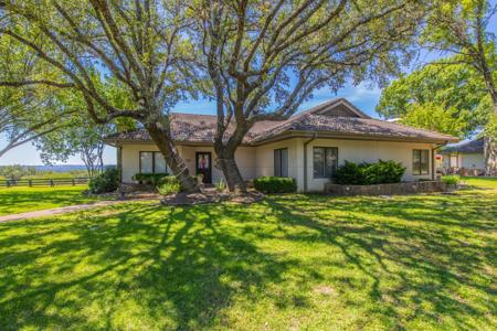 1703 Clubhouse Hill DR