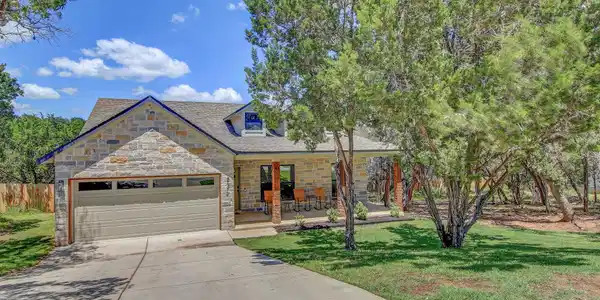 21214 Santa Rosa Ave