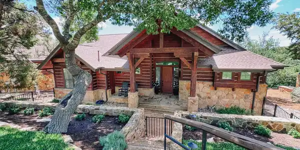 18852 Hidden Ridge PL