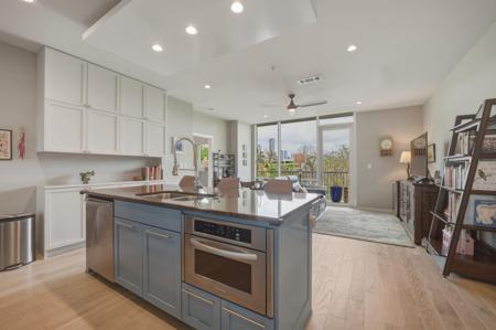 1600 Barton Springs RD