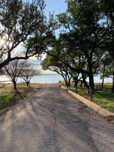 700 County Road 142