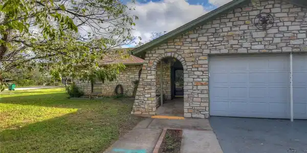 248 N Summit TRL