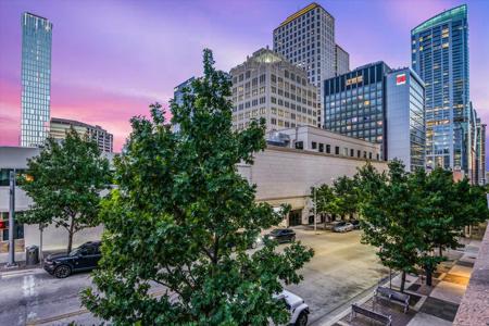 710 Colorado ST