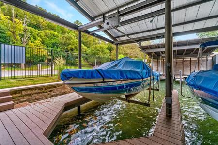 3800 A RIVERCREST DR