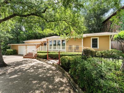 2205 Scenic DR