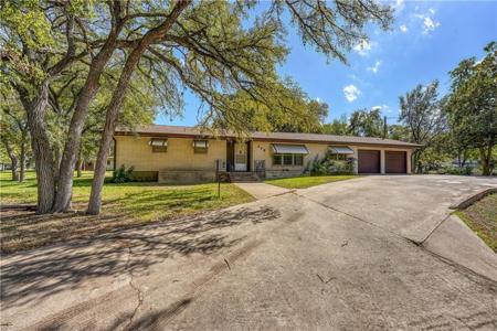 113 Bluebird CIR