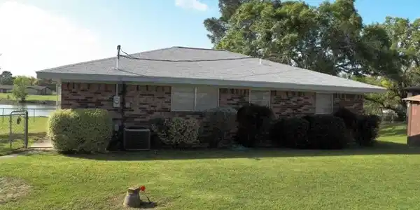 105 Mesquite