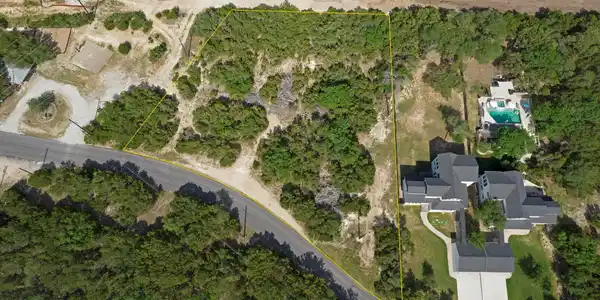 3515 Crosswind DR