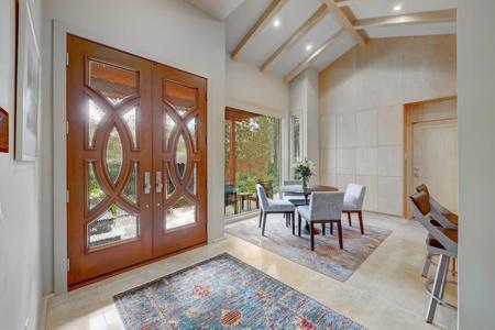 3104 Scenic DR