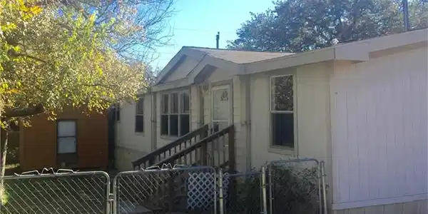 703 Fir Ln