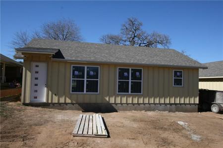 2411 Ridgeview DR