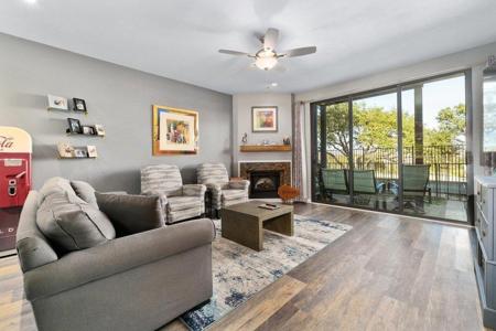 1501 W Barton Springs RD