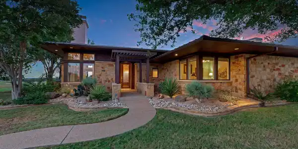 2000 Kahala Sunset DR
