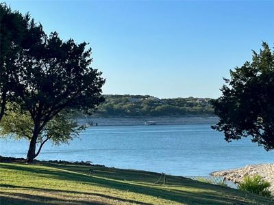 208 Lakefront DR
