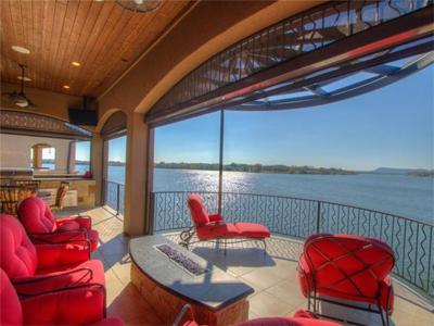 100 Adams Landing