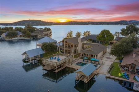 141 Web Isle DR