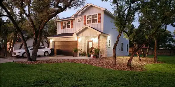 3717 Lake Ridge DR