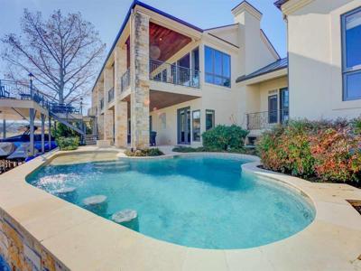 201 Bay Point DR