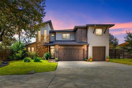 10804 Rush LN