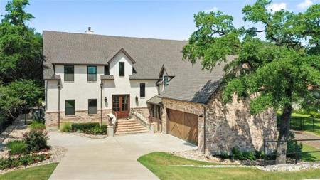 2504 Arion CIR