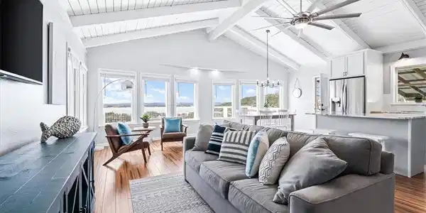 409 Loma Vista DR