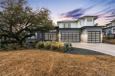 832 Cypress Grove DR