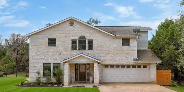 19040 Venture DR
