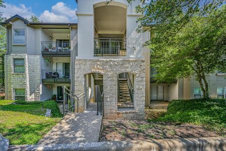 6000 Shepherd Mountain CV