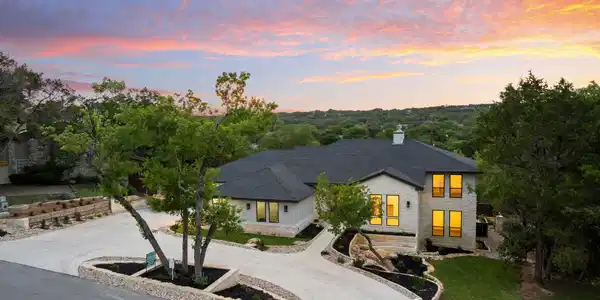 307 Palos Verdes DR