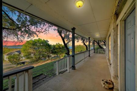 5203 McCormick Mountain DR