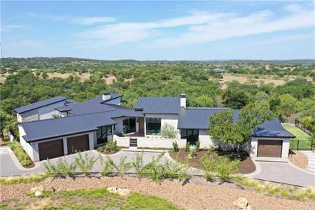 950 Overlook PKWY