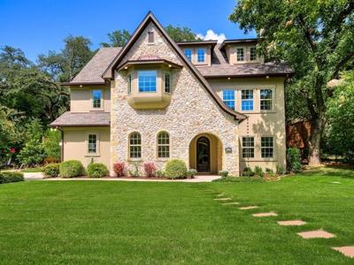 2702 Pearce RD