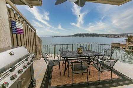 403 Island DR