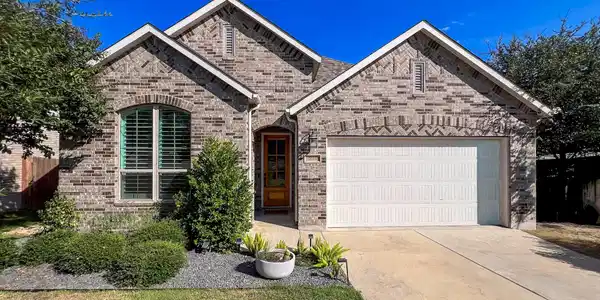 7615 Desert Needle DR