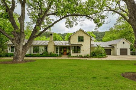3120 EDGEWATER DR