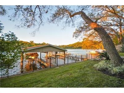 2804 Edgewater Dr