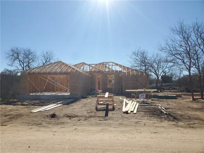 121 W Hickory DR