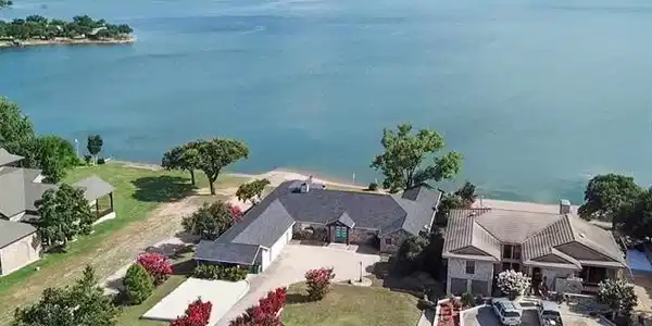 223 Senisa DR